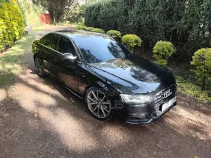 Audi A4 2.0T Premium FWD FrontTrak 2016 Black