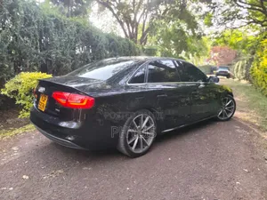 Audi A4 2.0T Premium FWD FrontTrak 2016 Black