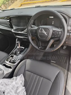 New Isuzu MU-X 2025 White