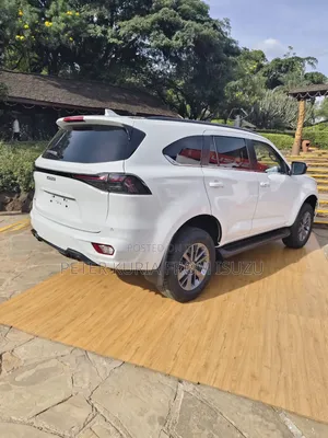 New Isuzu MU-X 2025 White