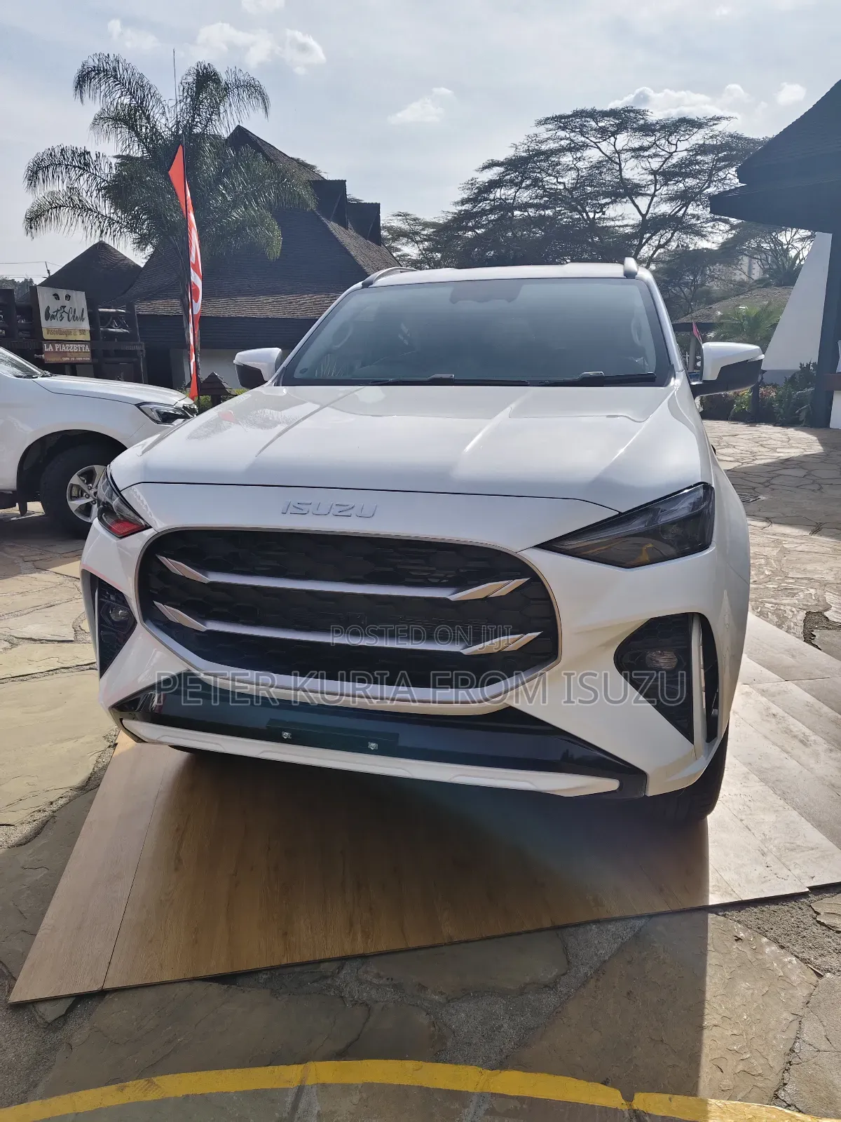 New Isuzu MU-X 2025 White