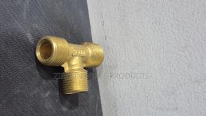Premium Brass Tee Connector - main view