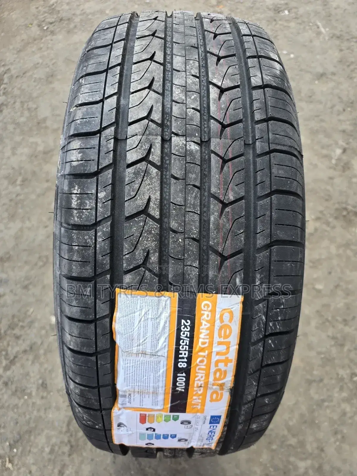 235 /55 R18 Centera Tyres (Grand Touring).