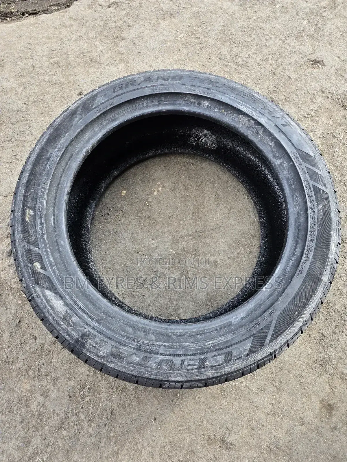 235 /55 R18 Centera Tyres (Grand Touring).