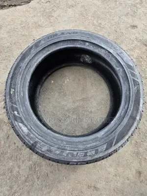 235 /55 R18 Centera Tyres (Grand Touring).