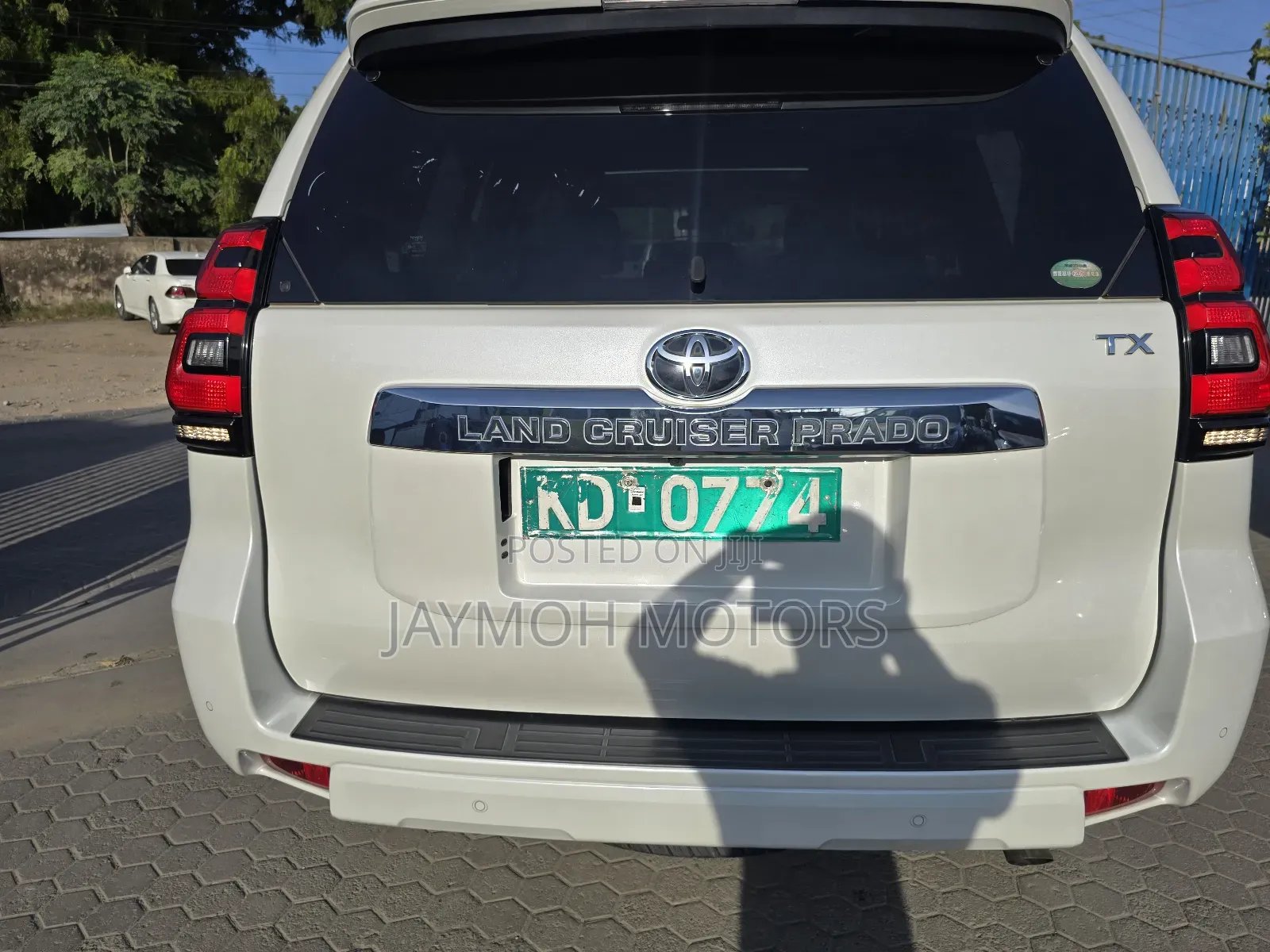 Toyota Land Cruiser Prado 2018 White
