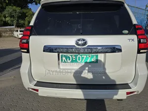 Toyota Land Cruiser Prado 2018 White