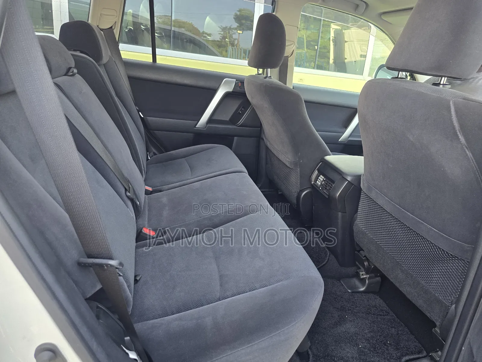 Toyota Land Cruiser Prado 2018 White
