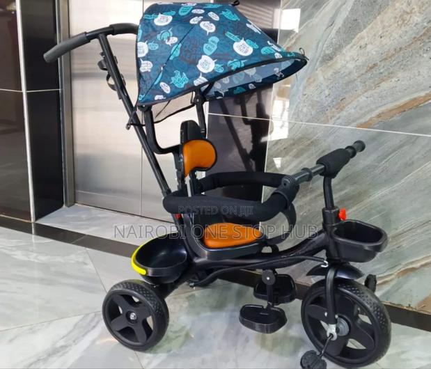 Stroller With Reversible Handle - main view