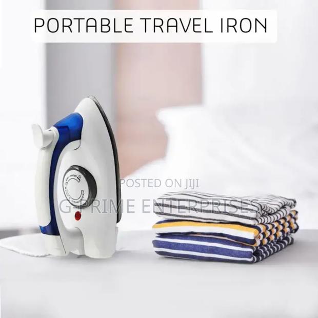 Foldable Steam Iron - main view