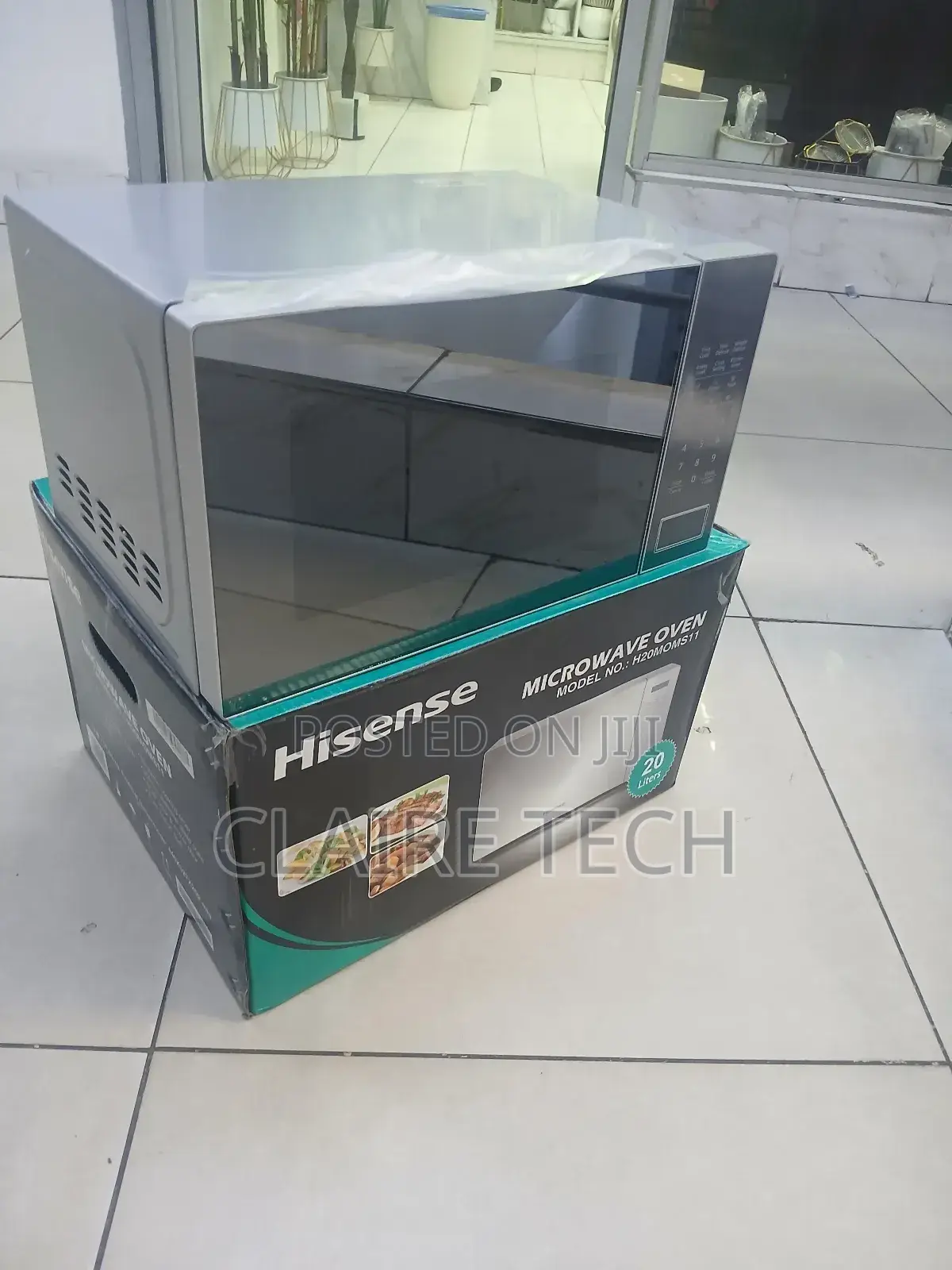 Hisense H20moms11 ,Digital 700w 20l Digital Microwave-Silver