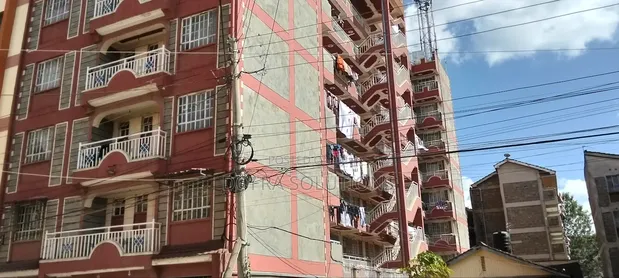 2bdrm Block of Flats in Donholm for sale