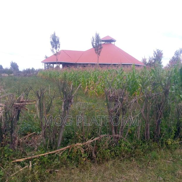 1/2acre 2.2m at Bahati Wanyororo B. With Ready Title Deed