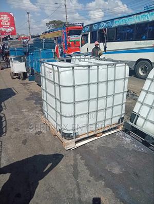 Get a 1000l Ibc Caged Tank for Safe and Efficient Storage. - main view