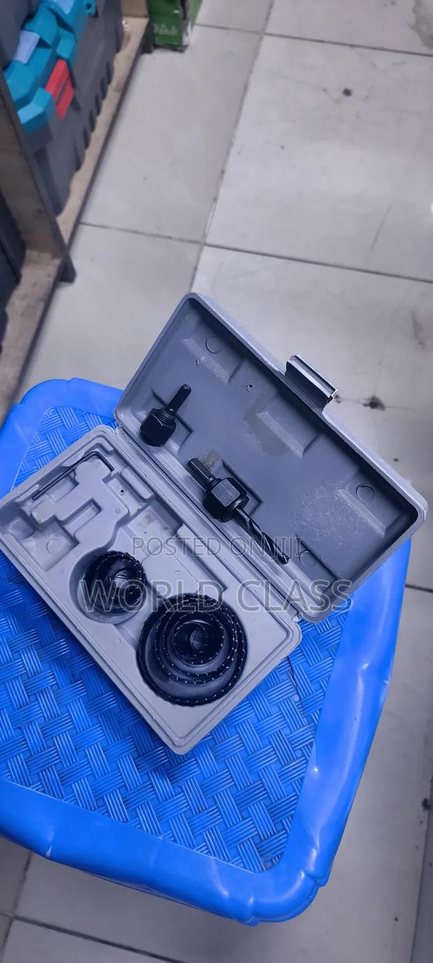 Affordable 11pc Hole Saw Set With Accessories - main view