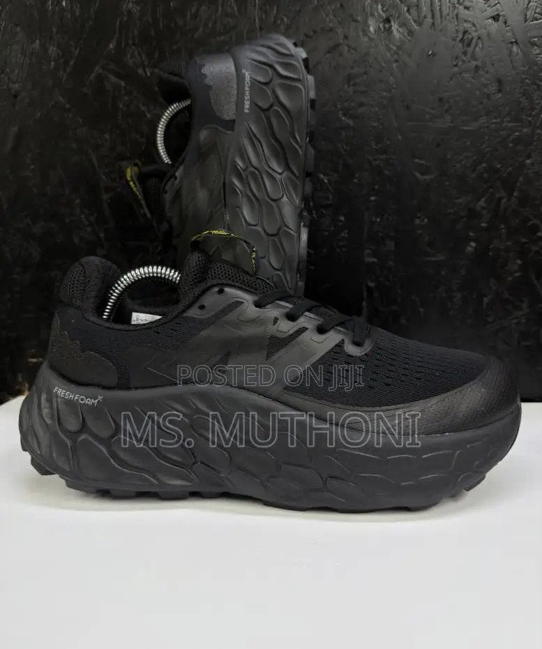 New Balance Fresh Foam X More Trail V3 Running Shoe Size : 40 - 45