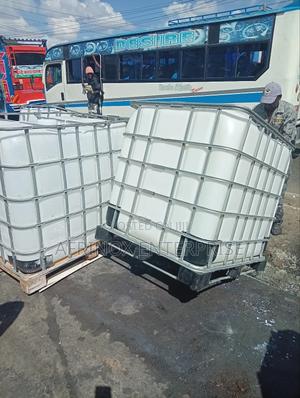 High-Quality 1000l Ibc Caged Tank Available. - main view