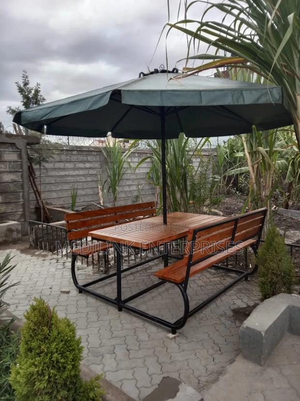 Vel Benches Metallic Wooden - main view
