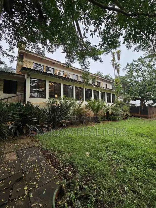 5bdrm Townhouse/Terrace in Muthaiga for sale