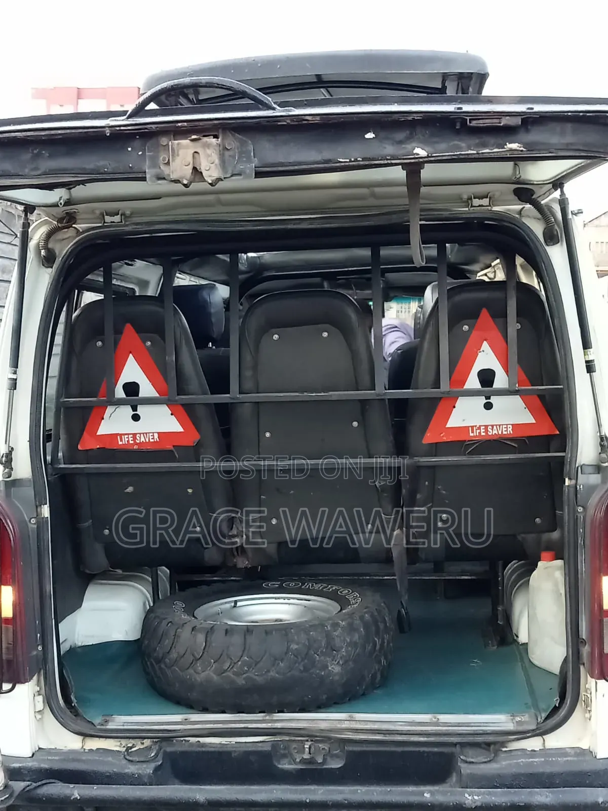 Toyota HiAce 2018 White