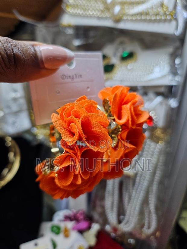 Gold-plated Contemporary Drop Earrings - thumbnail 8