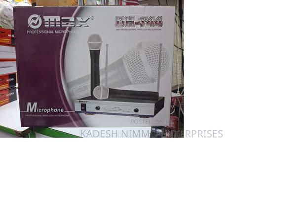 Omax 744 Wireless Mic System – Reliable, High Performance - main view