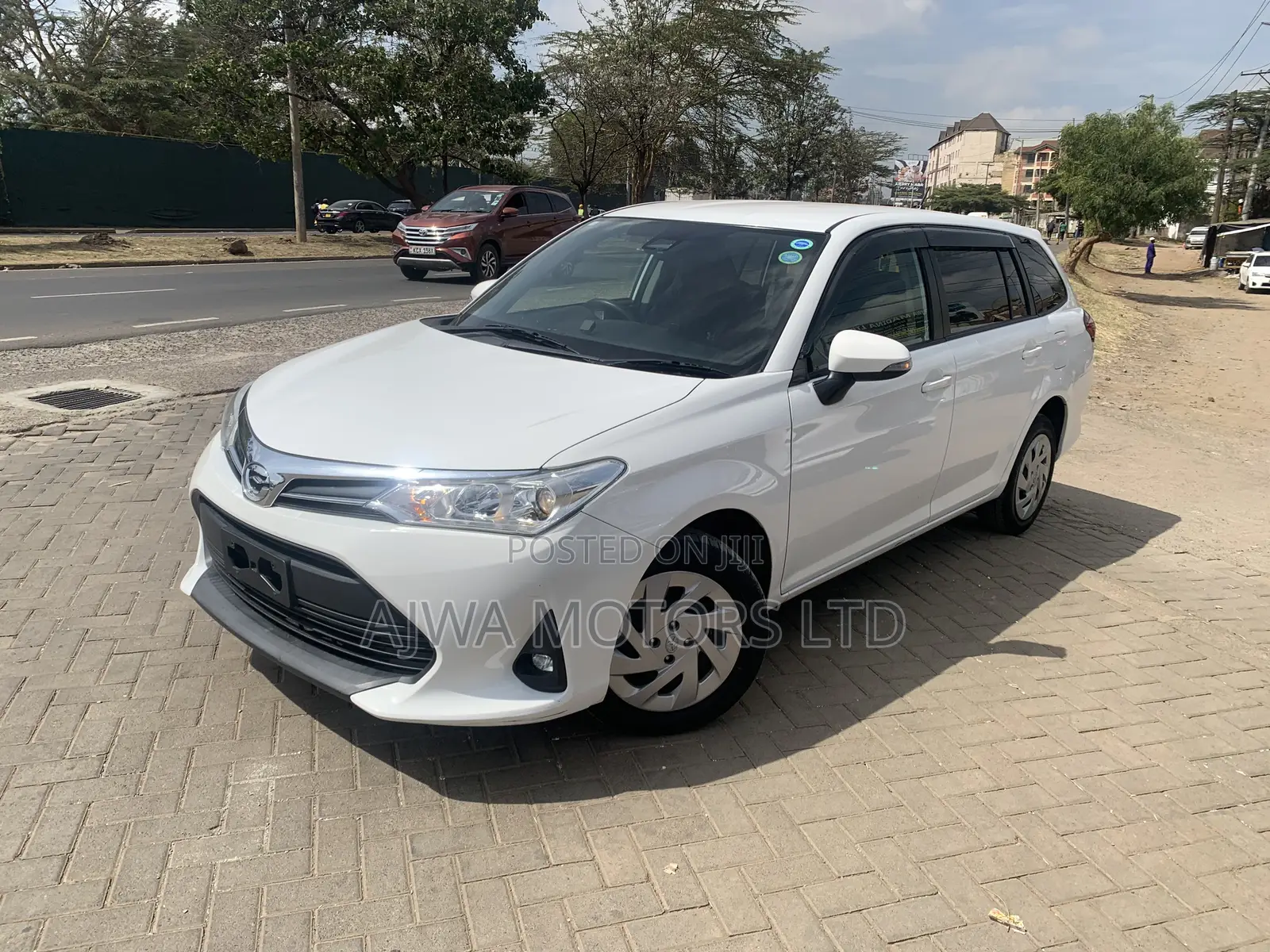 Toyota Corolla Fielder 1.5 Petrol AWD 2018 White