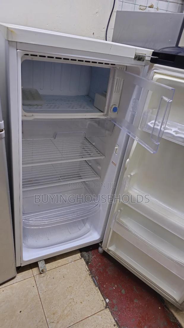 Samsung 196l Fridge(White) - thumbnail 5