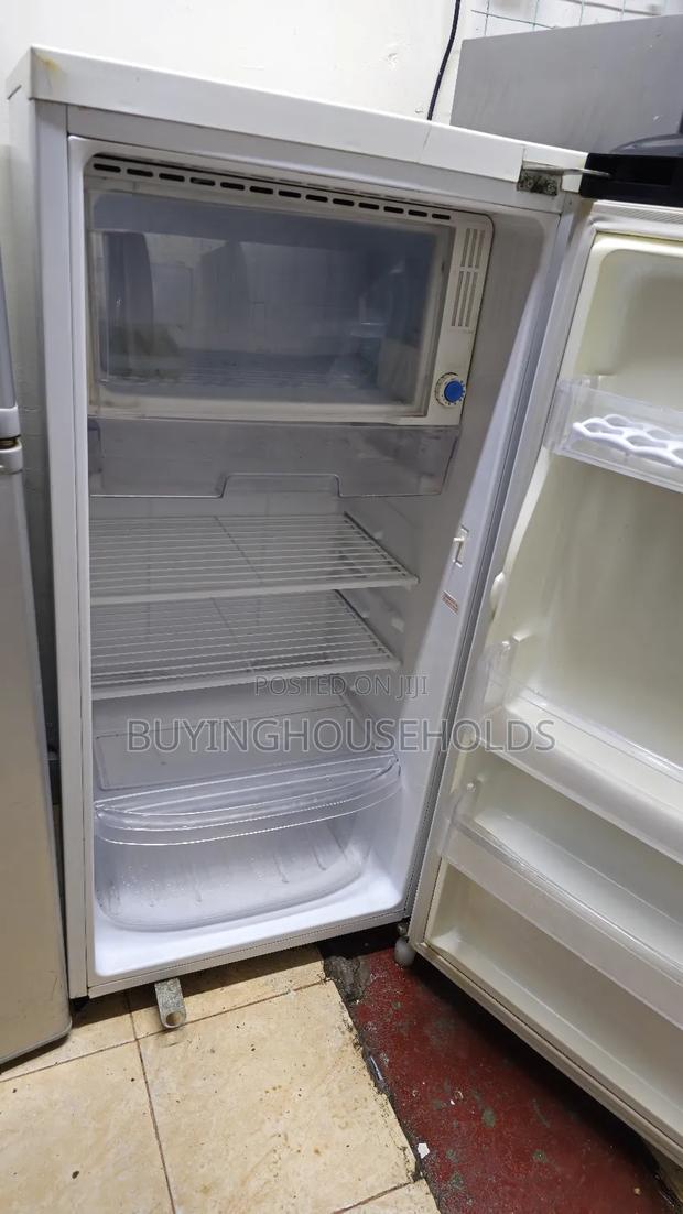 Samsung 196l Fridge(White) - thumbnail 6