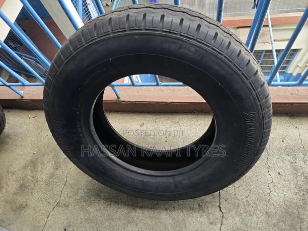 205/70r15c Bredgstone  Tyre - thumbnail 2