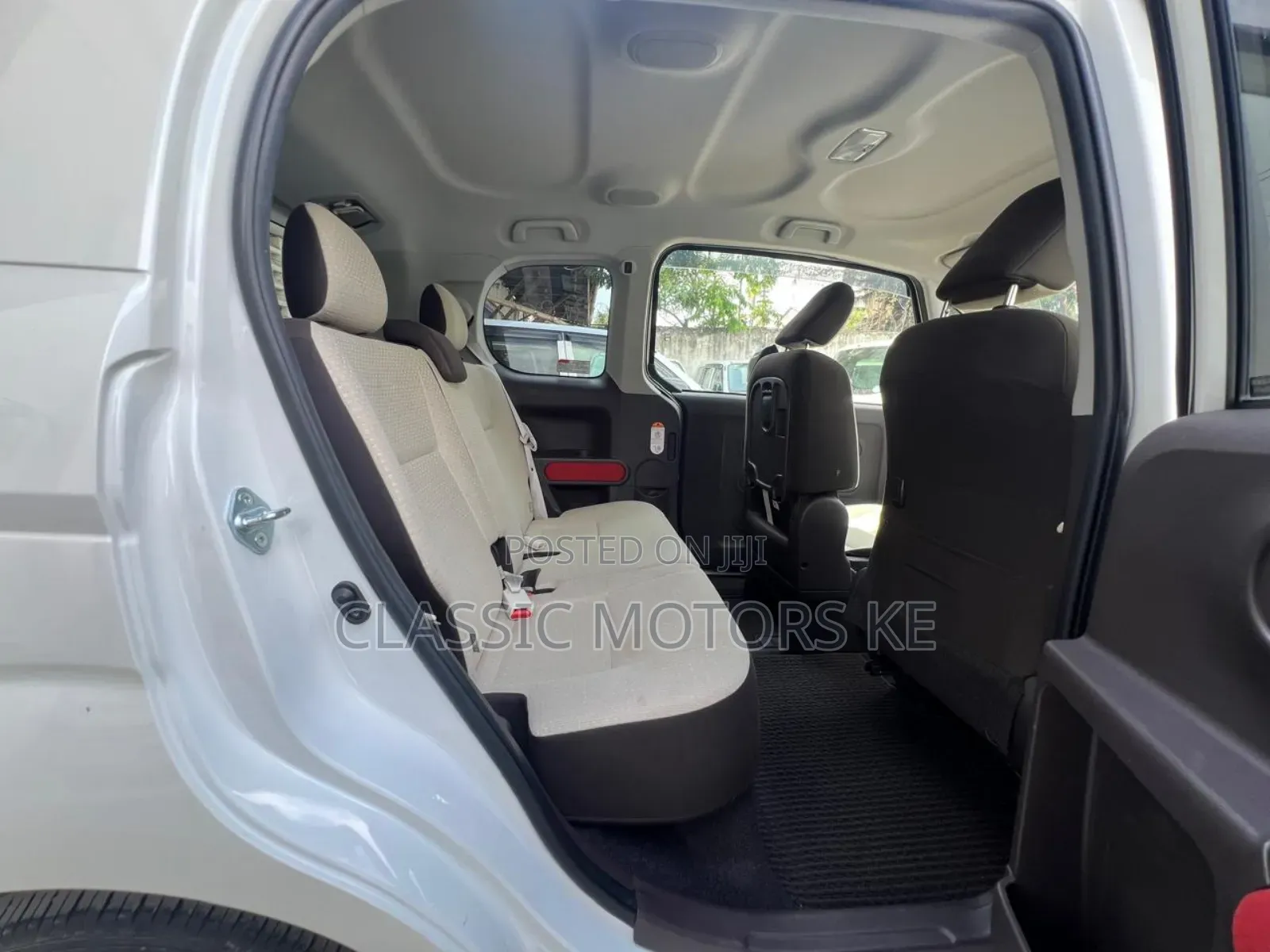 Toyota Porte 1.5 FWD 2019 White