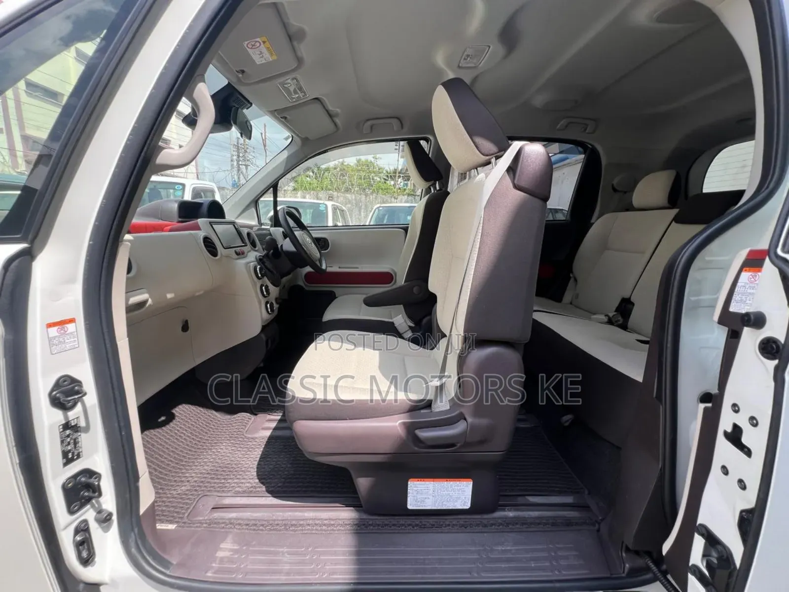 Toyota Porte 1.5 FWD 2019 White