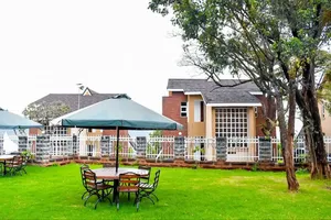 Modern Homes Gazebbos(6-Seater)