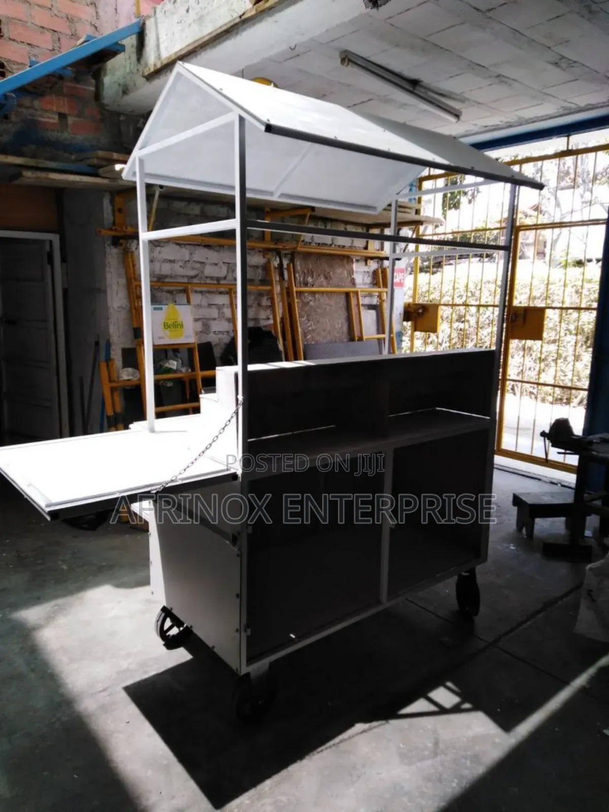 Outdoor Catering Food Trolley.
Spacious Top, Solid Stainless Frame,