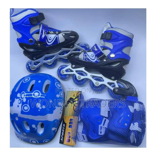 *Skating Shoes(Full Set)*
(Shoes, Guards Helmet)*