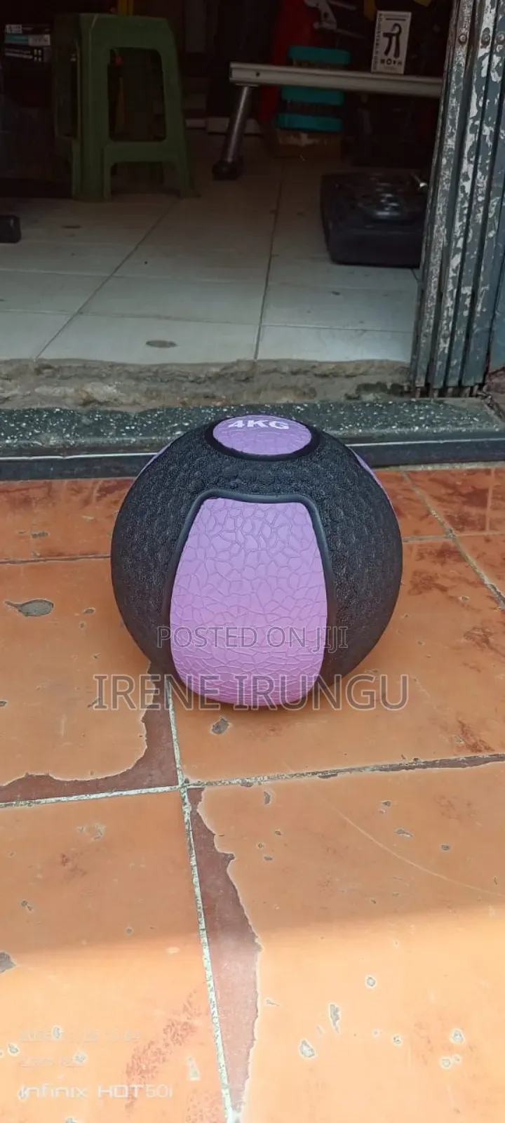 4kgs Medicine Balls/ Exercise Balls