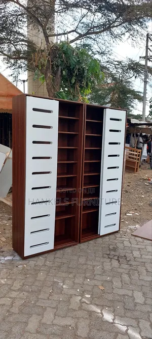 Organize in Style - Sliding Doors Shoerack