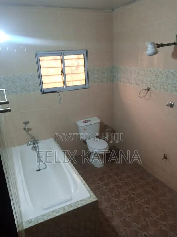 4bdrm House in Sokoni for rent