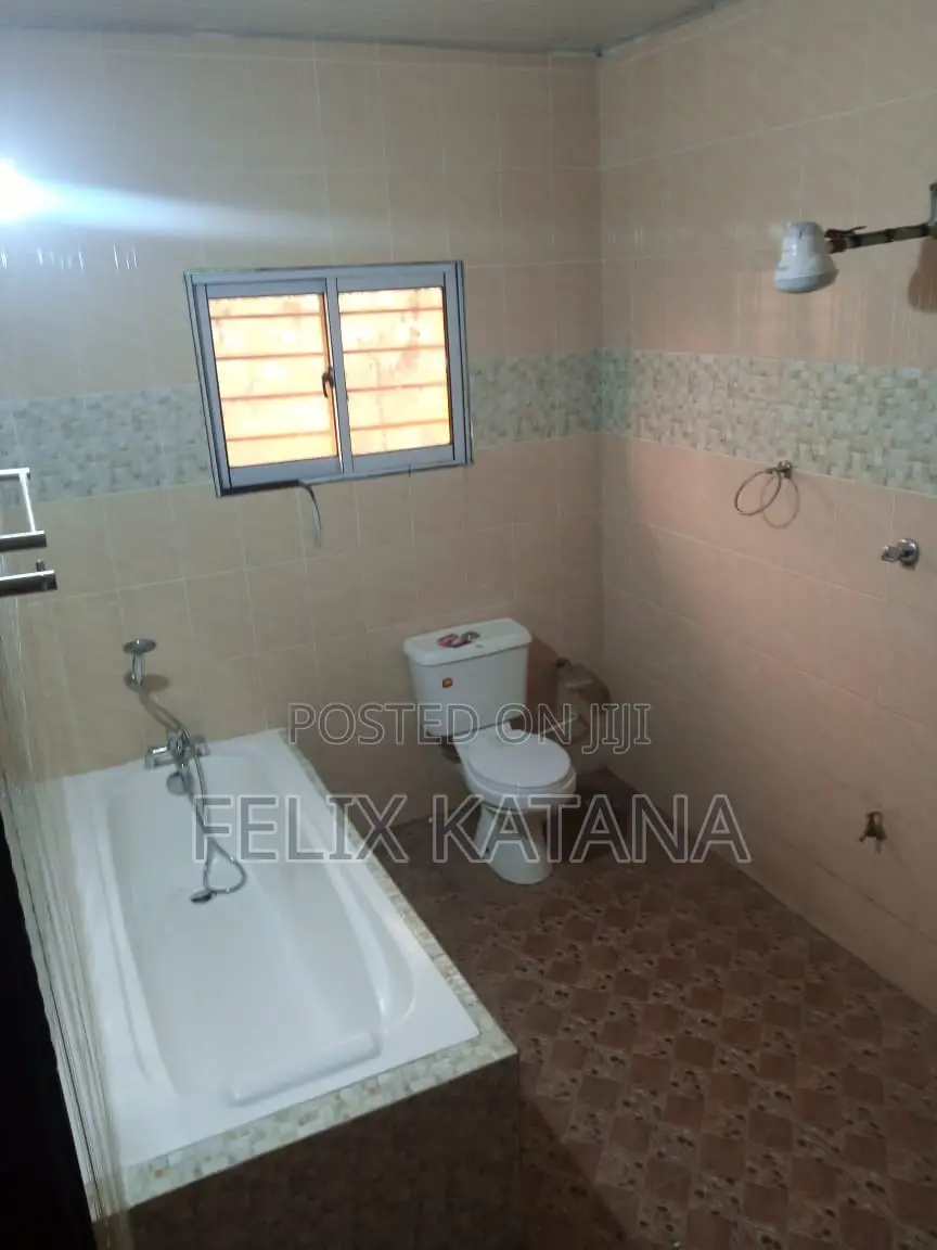 4bdrm House in Sokoni for rent