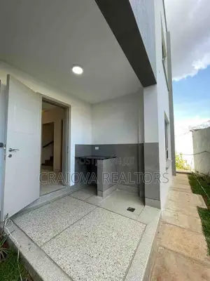 4bdrm House in Langata for sale