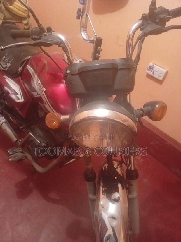 TVS 2014 Red - main view