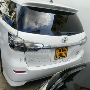 Toyota Wish 2016 White