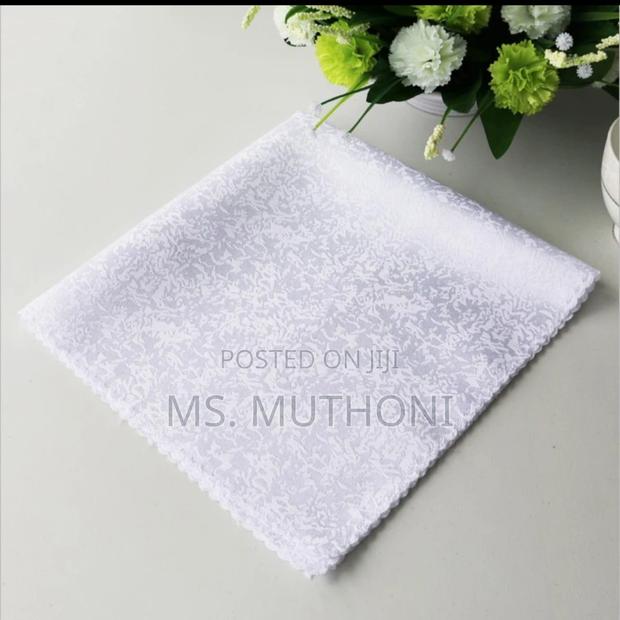 100% Polyester Washable Dinning Table Napkins.
