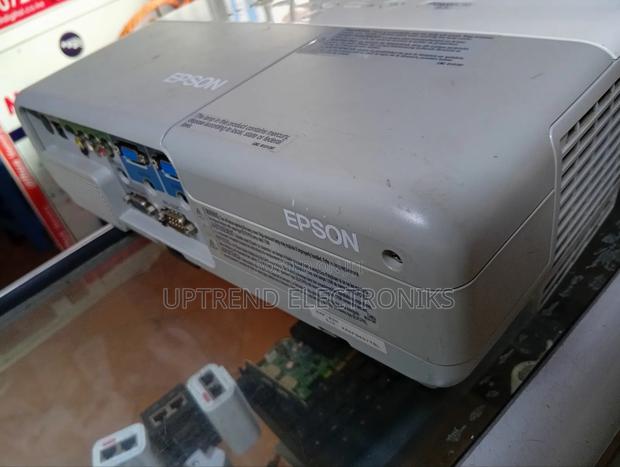 Epson Powerlite 83c – Bright Visuals + Easy Hdmi Vga Connectivity - thumbnail 2