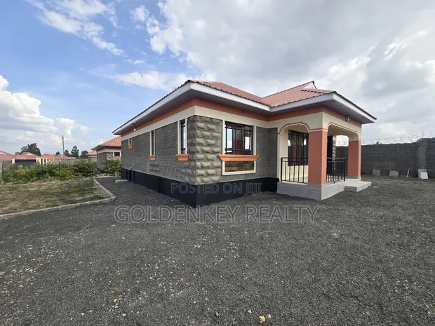 3bdrm Bungalow in Kitengela for sale