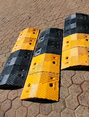 Reflective Rubber Speed Bump - main view