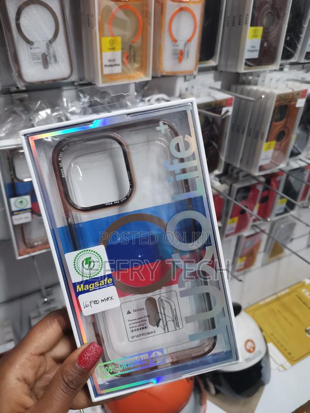 Leago iPhone 16 Pro Max Clear Case Compatible With Magsafe -Brown - thumbnail 2