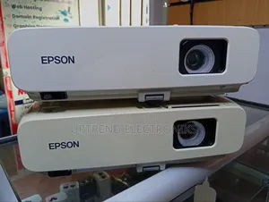 Epson Eb-84he – Perfect for Schools, Training Centers Businesses