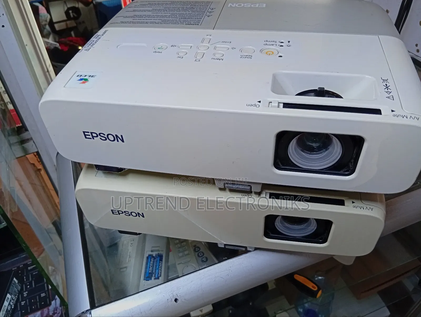 Epson Eb-84he – Bright, Versatile Built for Daily Use