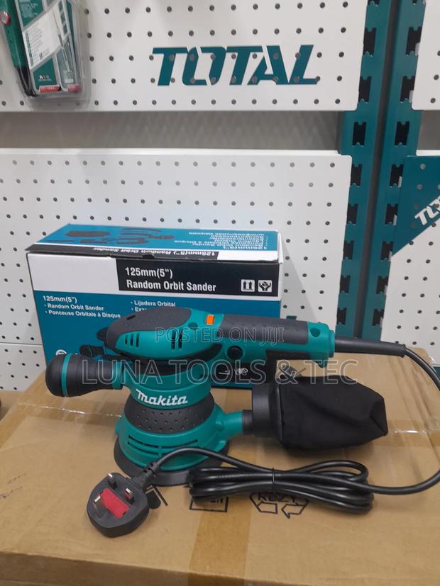 Best Makita Orbital Sander 550watts - main view